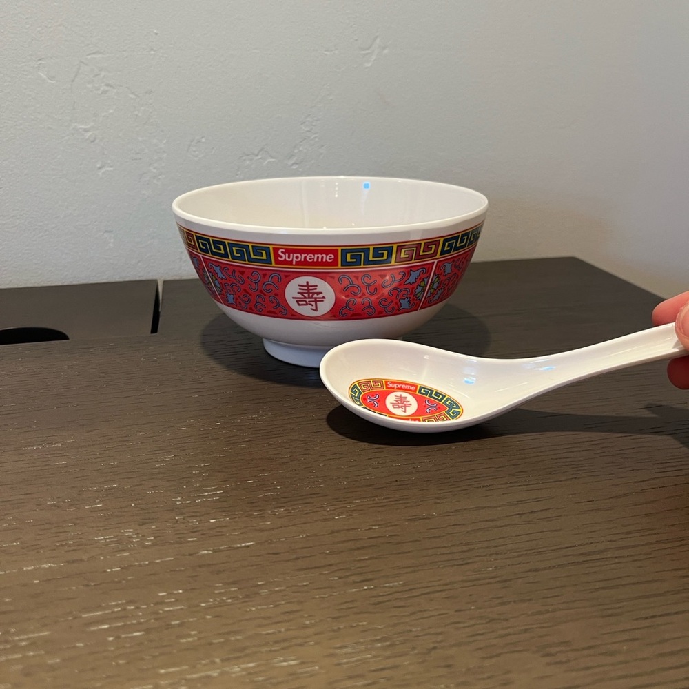 Supreme Red and White Ceramic Bowl Set
